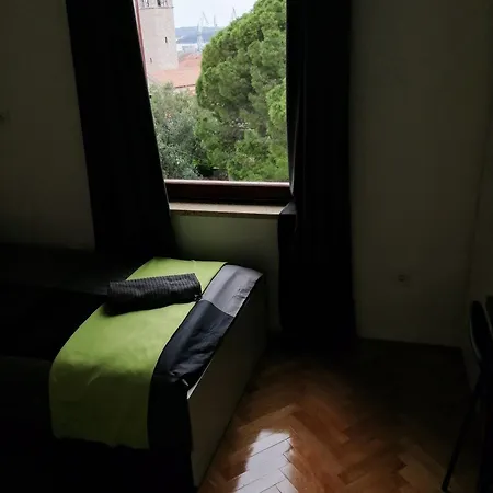 V25 Pula Center Arana Belvedere Apartments And Rooms Apartment *