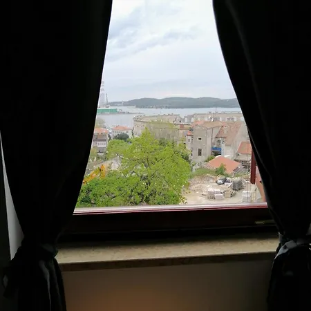 V25 Pula Center Arana Belvedere Apartments And Rooms Pula