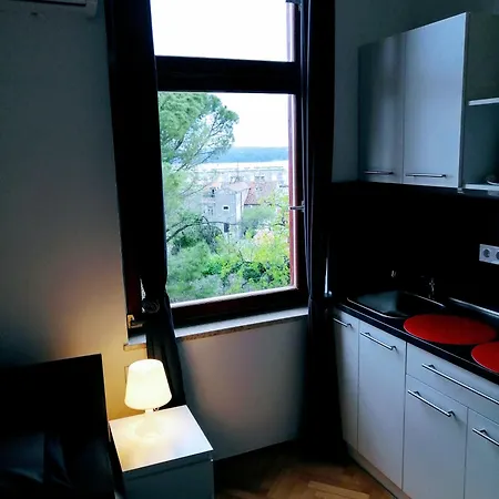 V25 Pula Center Arana Belvedere Apartments And Rooms * Pula